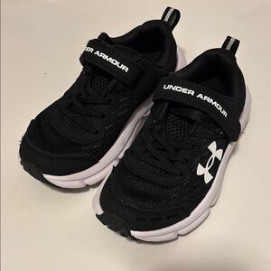 Under Armour Kids Black Sneakers